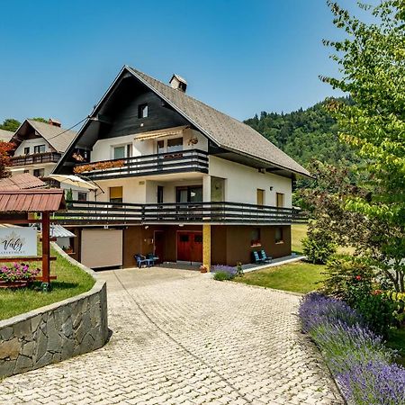 Apartment Valy - Free Bikes, Relaxing Terrace & Near Блед Екстериор снимка