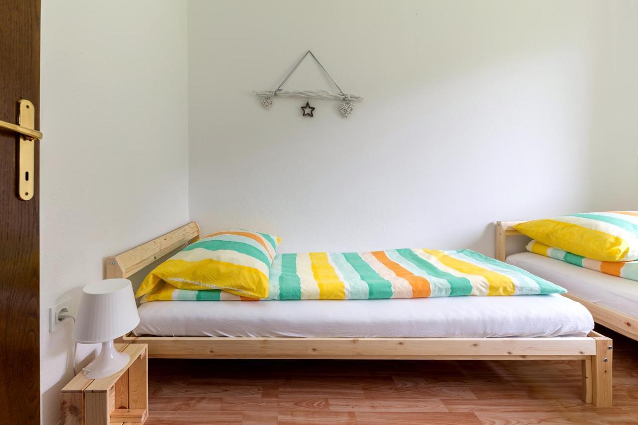Apartment Valy - Free Bikes, Relaxing Terrace & Near Блед Екстериор снимка